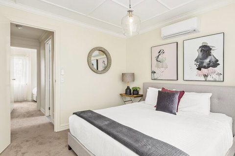 BOUTIQUE STAYS - Buckingham - Whitsundays Accommodation 3