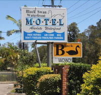 Black Swan Waterfront Motel Not Suitable for Children - Whitsundays Accommodation