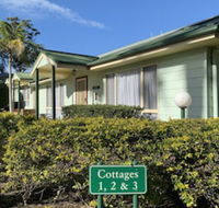 Obadiah Country Cottages - Whitsundays Accommodation