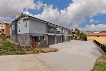 The Elements West - Jindabyne - Whitsundays Accommodation 2