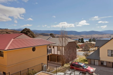 The Elements West - Jindabyne - Whitsundays Accommodation 1