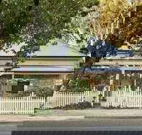 Miriams Cottage - Whitsundays Accommodation