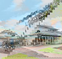 Occy's at Fingal Bay - Whitsundays Accommodation