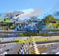 Serene Waters - Whitsundays Accommodation