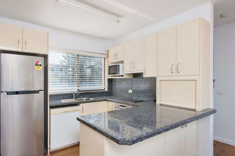 Bangalee Unit 15 / 41 Soldiers Point Road - Whitsundays Accommodation 2