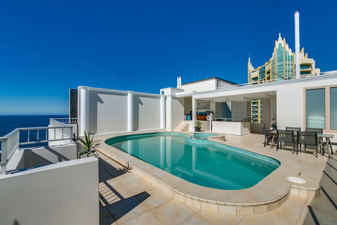 Golden Gate Resort - Whitsundays Accommodation 1