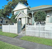 Stallard Cottage - Whitsundays Accommodation