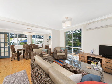 Pine Cottage 5A Nelson Street - Whitsundays Accommodation 5