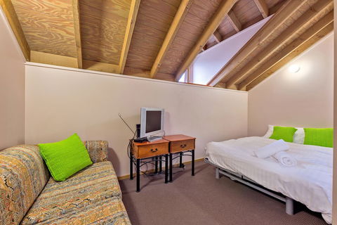 Banjo Apartments Townhouse 4 - Whitsundays Accommodation 4