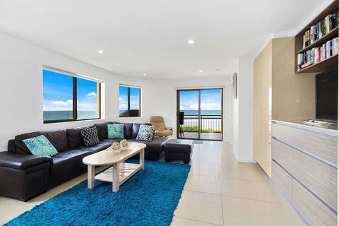 Shoreline Nine Penthouse With Ocean Views - Whitsundays Accommodation 2