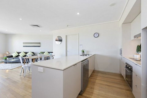 RESORT & SPA 2306 / 07 OCEAN GLIMPSES - Whitsundays Accommodation 2