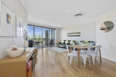 RESORT & SPA 2306 / 07 OCEAN GLIMPSES - Whitsundays Accommodation 0