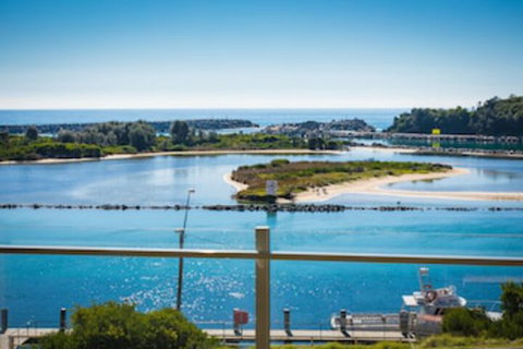 Southbound Escape At The Wharf - Whitsundays Accommodation 0