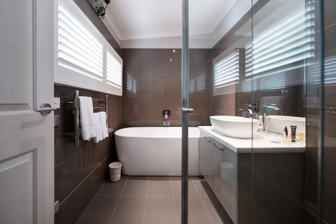 Petite Maison - Whitsundays Accommodation 2