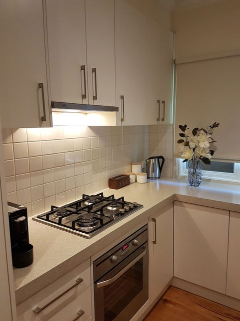 Healesville House - Fig Tree House - Whitsundays Accommodation 3