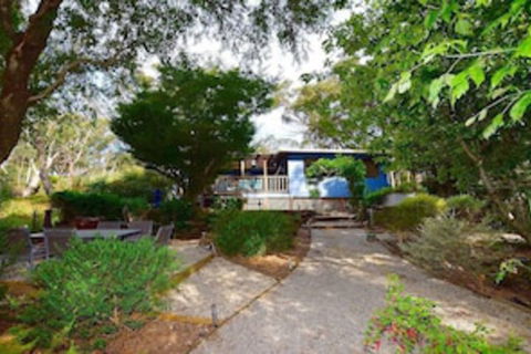 Teach Na Cairde House Of Friends - Whitsundays Accommodation 0