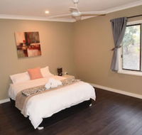 Warrawong holiday big home - Whitsundays Accommodation
