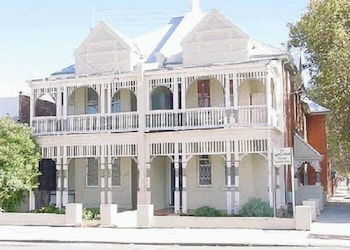 Northlodge Central City Apartments - Whitsundays Accommodation 0