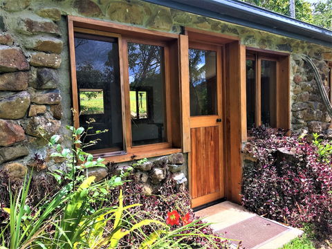 Palm Grove Rainforest Retreat - Whitsundays Accommodation 2