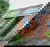 Apartments on Elsmere - Whitsundays Accommodation