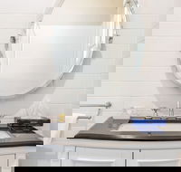 Grandview Accommodation - The Flaxley Apartments - Whitsundays Accommodation