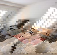 Jubilee Apartment No 10