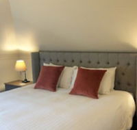 Lythgo's Row Colonial Cottages - Whitsundays Accommodation