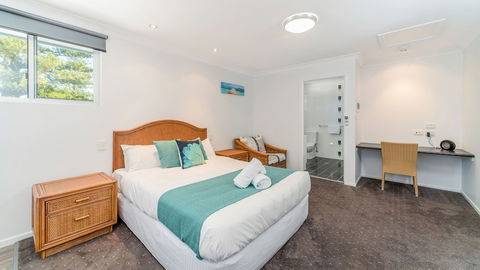 Adrift Apartments - Whitsundays Accommodation 3
