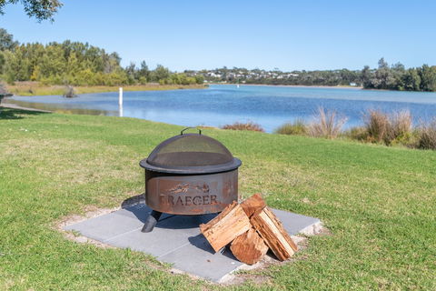 Holiday Haven Burrill Lake - Whitsundays Accommodation 4