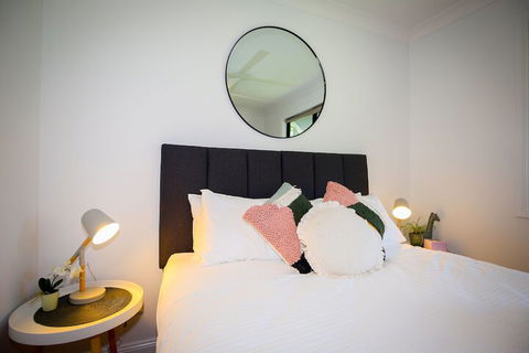 Dell Lee Cottage - Whitsundays Accommodation 7