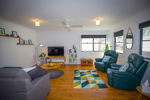 Dell Lee Cottage - Whitsundays Accommodation 4