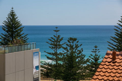 Scarborough Seaside Apartment 121 - Whitsundays Accommodation 2