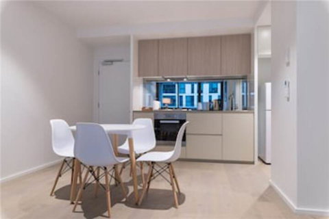 APC On Collins - Whitsundays Accommodation 0