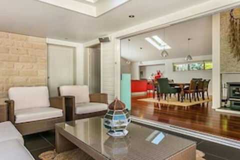 Red Bohemian - Whitsundays Accommodation 4