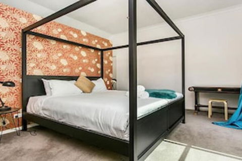 Red Bohemian - Whitsundays Accommodation 2