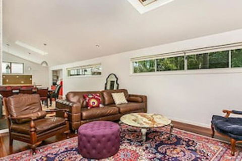 Red Bohemian - Whitsundays Accommodation 1