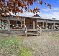 Stoney Creek - On Morses Creek Road - Whitsundays Accommodation