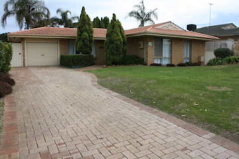 Canal Time Holiday Home - Whitsundays Accommodation 0