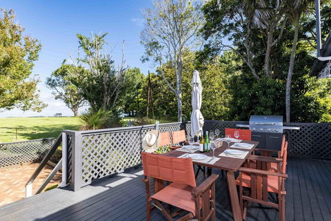 Rosewood Estate - Whitsundays Accommodation 6