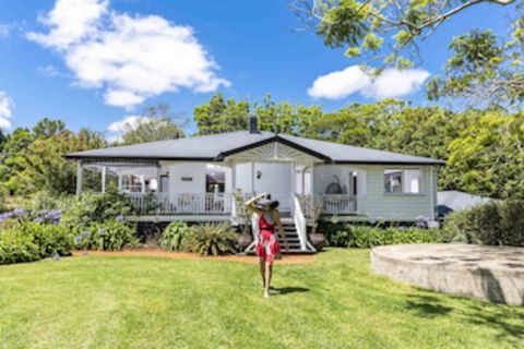 Rosewood Estate - Whitsundays Accommodation 0