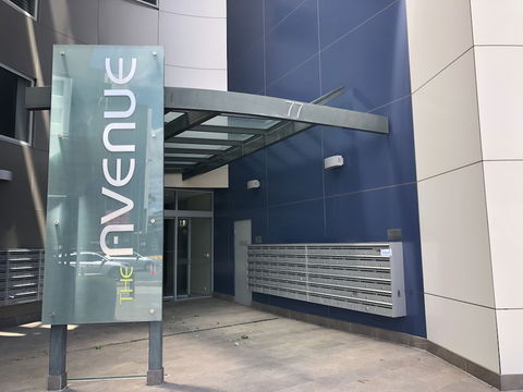 Staying Places - The Avenue - Whitsundays Accommodation 1