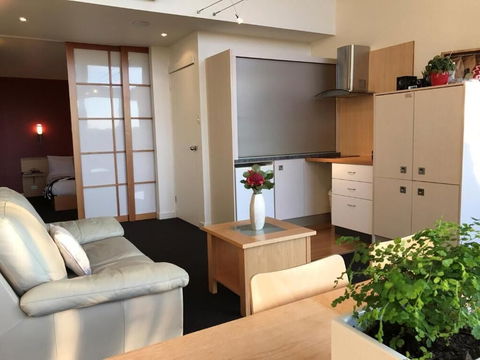River Vineyard Retreat - Whitsundays Accommodation 5