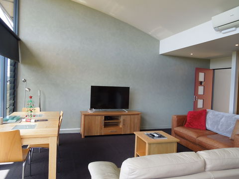 River Vineyard Retreat - Whitsundays Accommodation 2