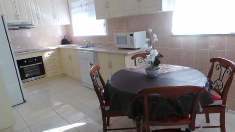 The Garden House - Whitsundays Accommodation 6