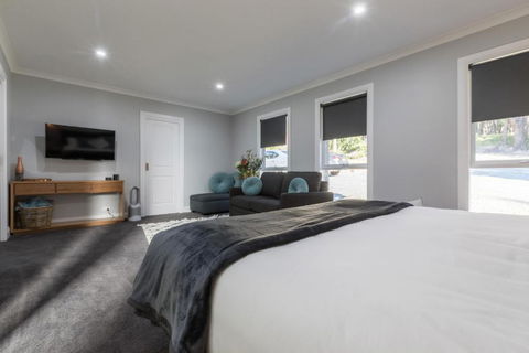 Rexs Yarra Valley House - Whitsundays Accommodation 4