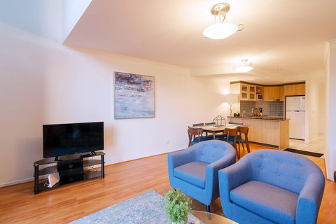 Allara Canberra - Whitsundays Accommodation 4