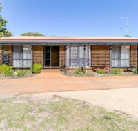 Lowes on the Lakes - Whitsundays Accommodation