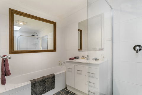 Jarara Cottage - Whitsundays Accommodation 6