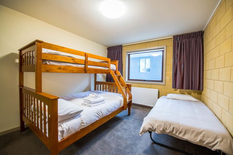 Buller Holidays Apartment Rentals - Whitsundays Accommodation 5