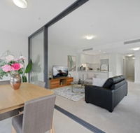 HomeHotel Walking to Trains Westfield  Cinema - Whitsundays Accommodation